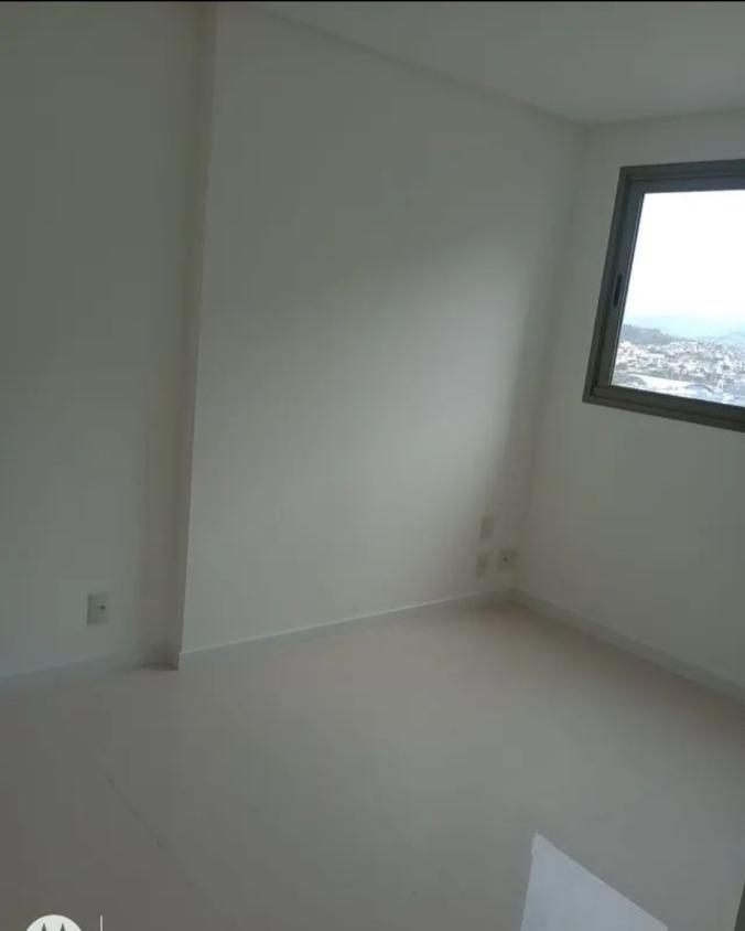 Apartamento à venda com 2 quartos, 74m² - Foto 4