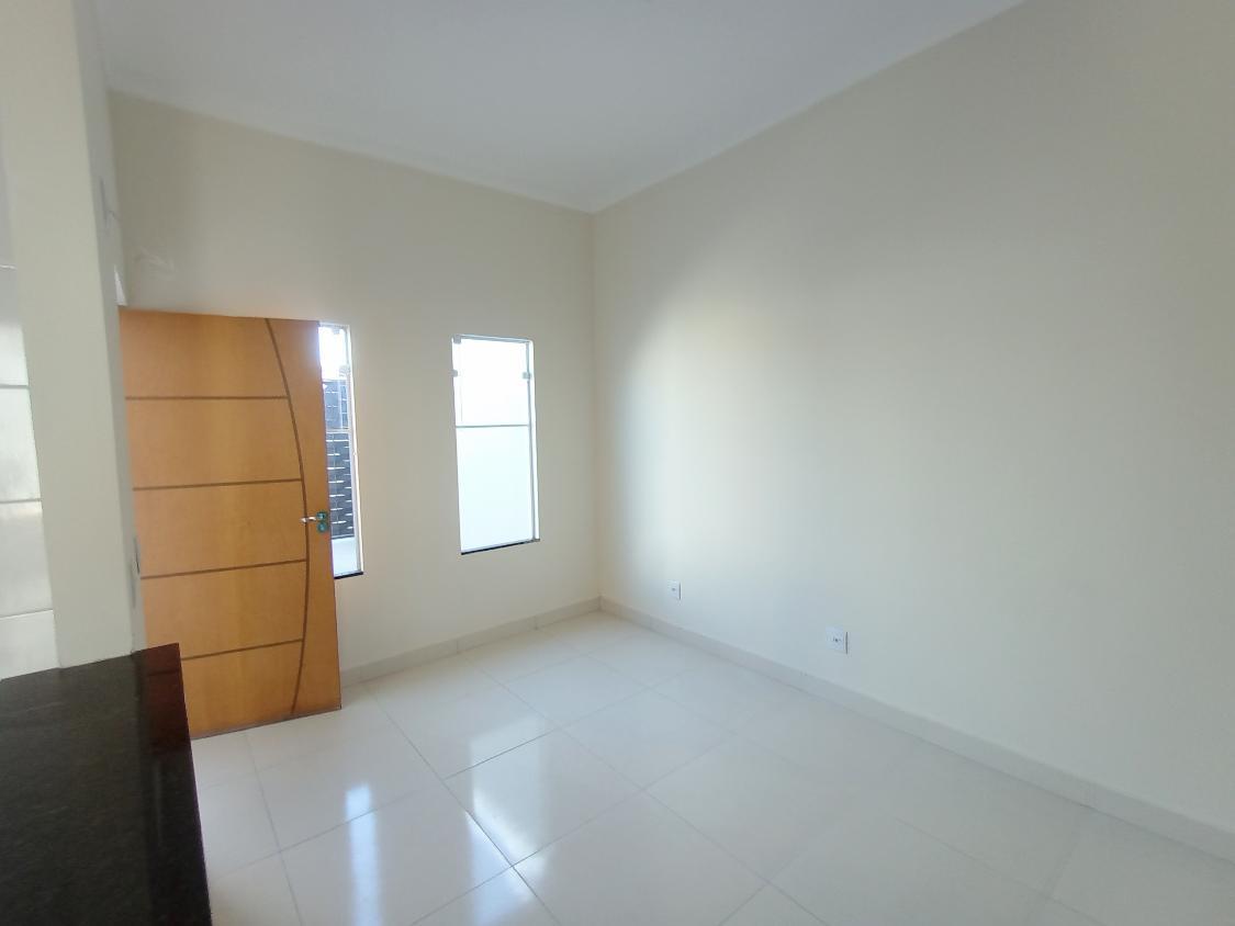 Casa à venda com 2 quartos, 51m² - Foto 1