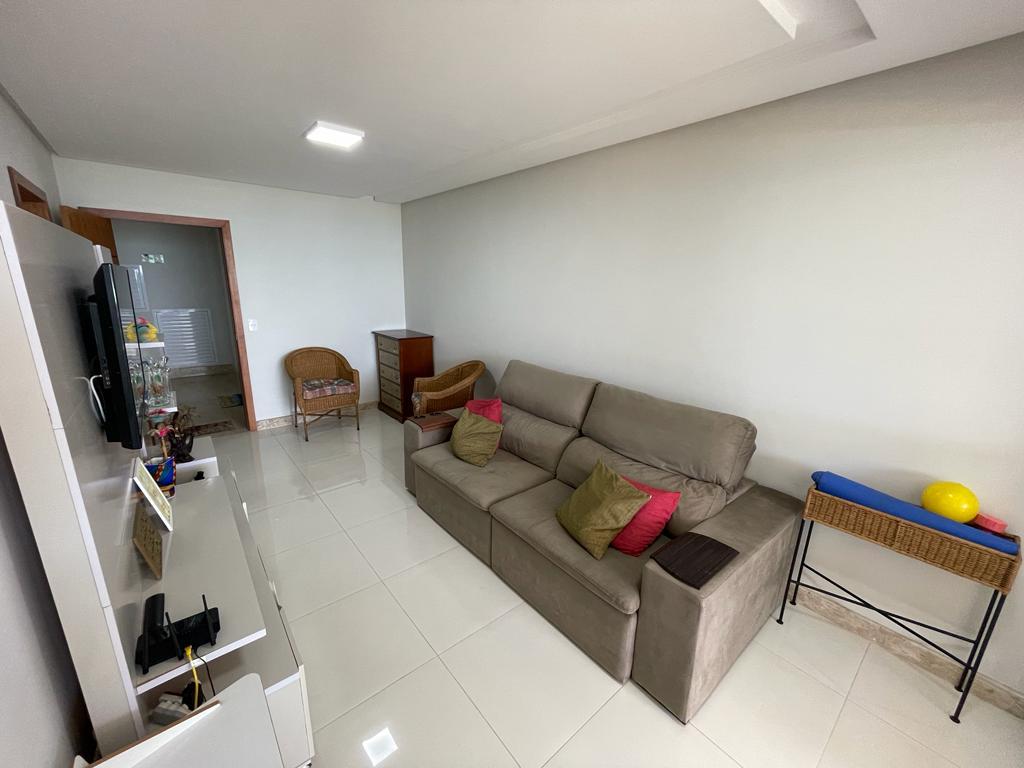 Apartamento à venda com 3 quartos, 150m² - Foto 3