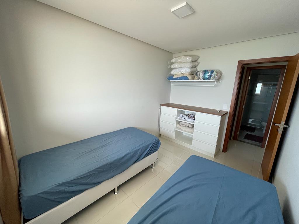 Apartamento à venda com 3 quartos, 150m² - Foto 4