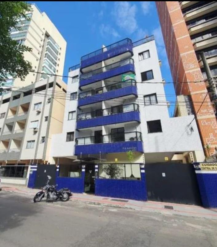 Apartamento à venda com 2 quartos, 76m² - Foto 1