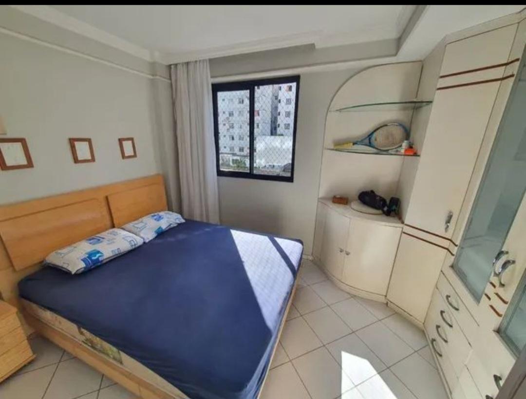 Apartamento à venda com 2 quartos, 76m² - Foto 2