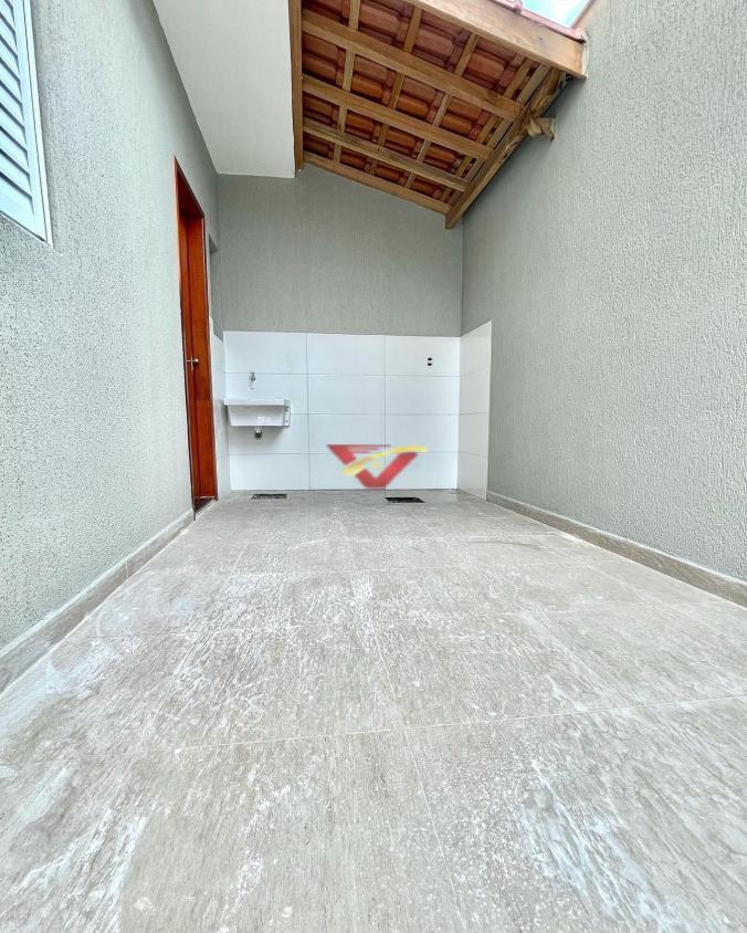 Sobrado à venda com 2 quartos, 65m² - Foto 1