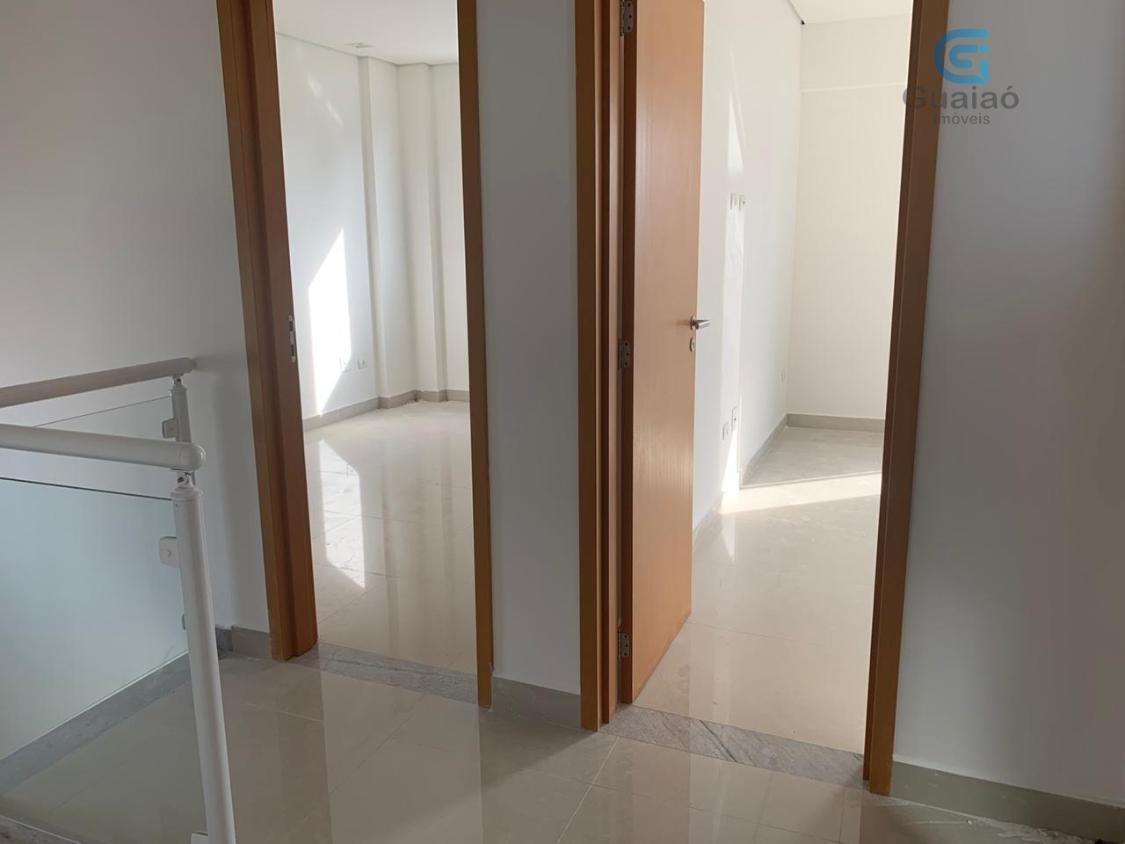 Apartamento para alugar com 3 quartos, 127m² - Foto 12