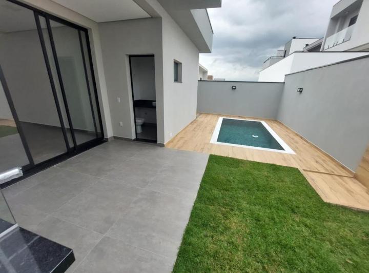 Casa de Condomínio à venda com 3 quartos, 200m² - Foto 2