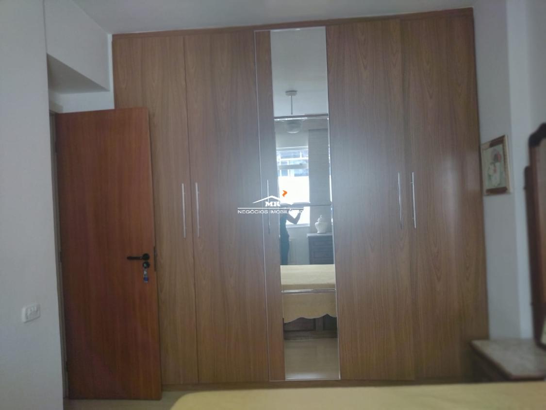 Apartamento à venda com 2 quartos, 87m² - Foto 13