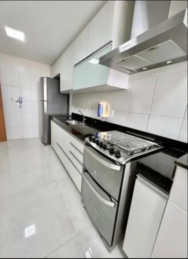 Apartamento à venda com 2 quartos, 80m² - Foto 3