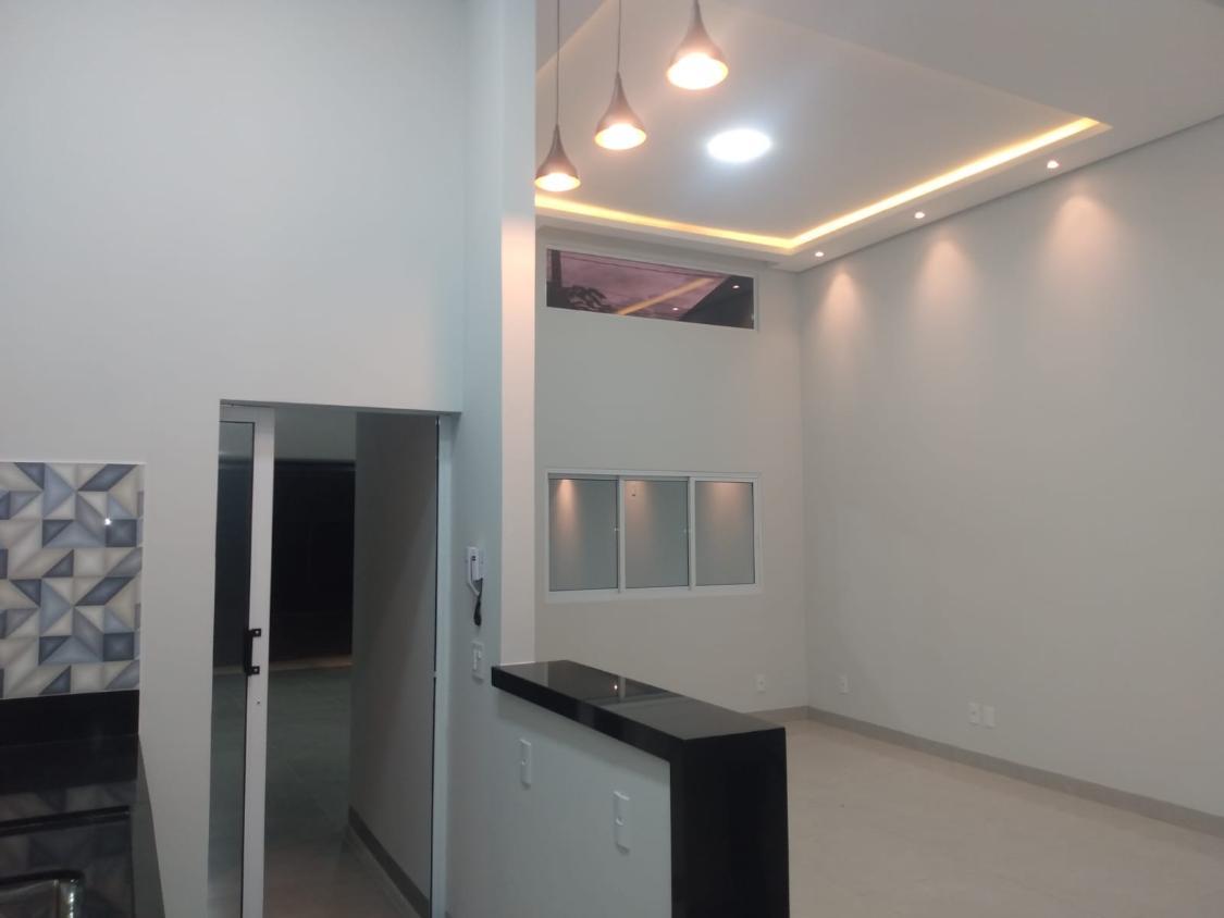 Casa à venda com 3 quartos, 140m² - Foto 4