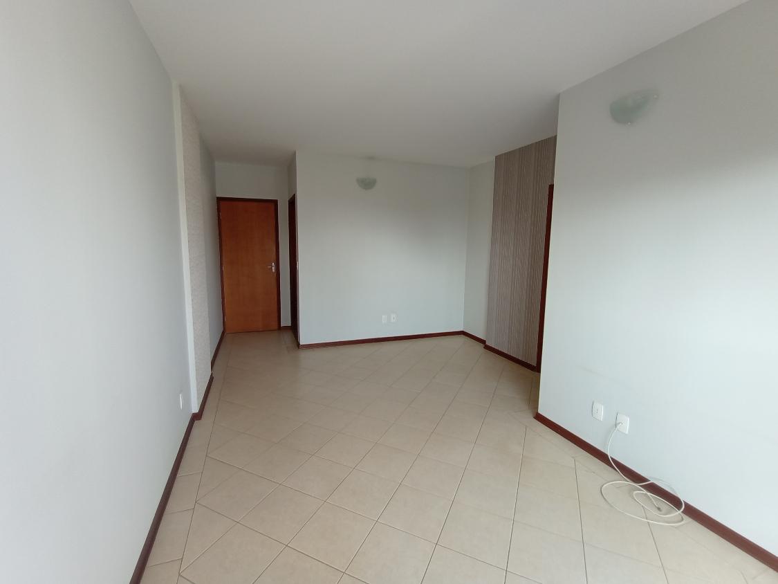 Apartamento à venda com 3 quartos, 85m² - Foto 1