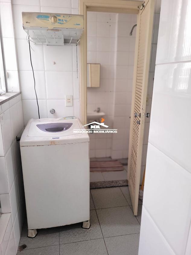 Apartamento à venda com 3 quartos, 196m² - Foto 29