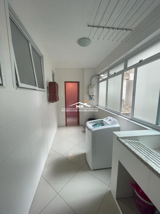 Apartamento à venda com 4 quartos, 211m² - Foto 20