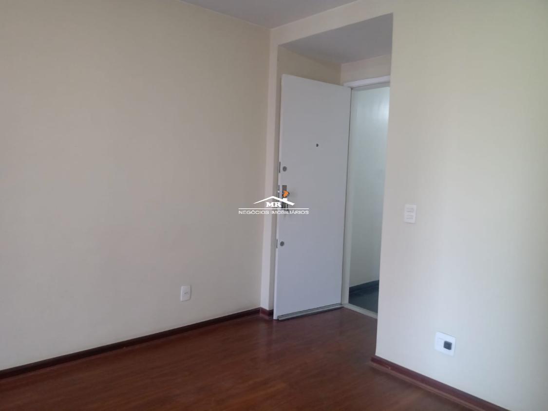 Apartamento à venda com 2 quartos, 95m² - Foto 7