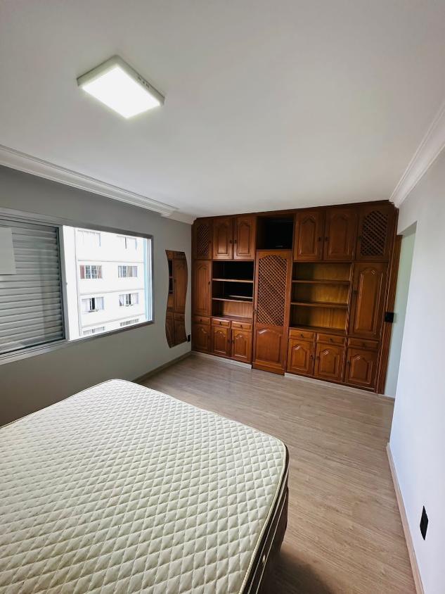 Apartamento à venda com 3 quartos, 109m² - Foto 4