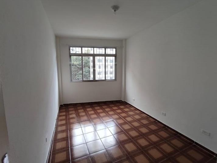 Apartamento à venda com 2 quartos, 57m² - Foto 2