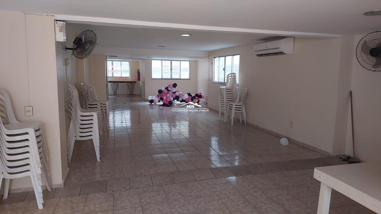 Apartamento à venda com 2 quartos, 83m² - Foto 28