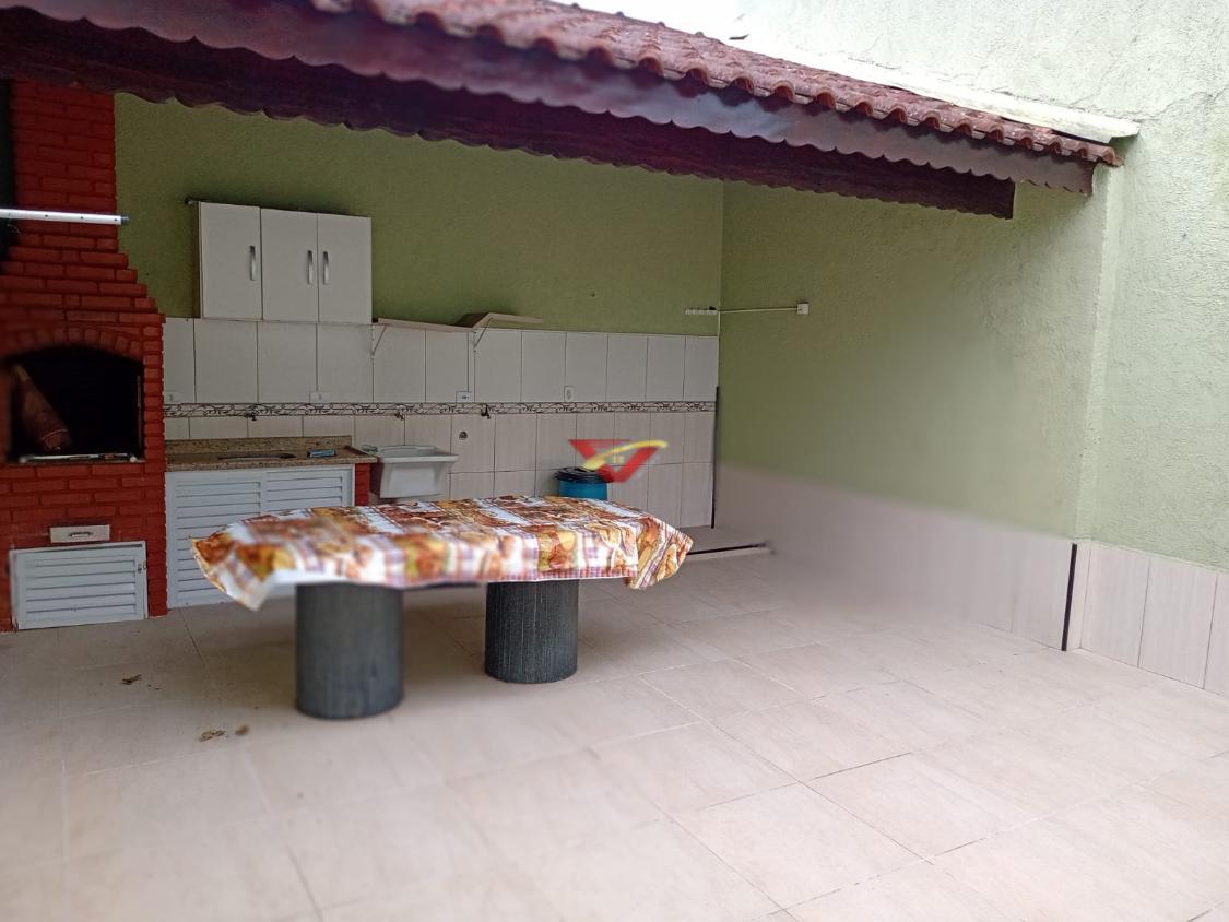 Casa à venda com 3 quartos, 94m² - Foto 2