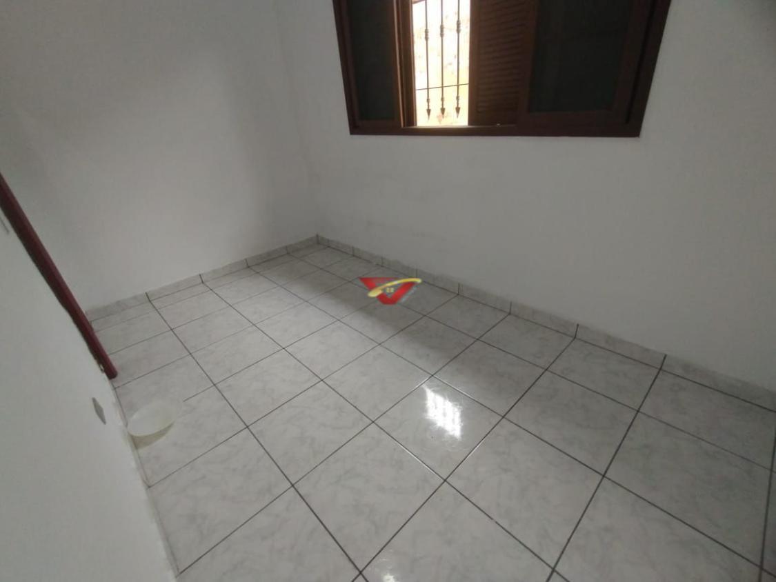 Casa à venda com 2 quartos, 66m² - Foto 24