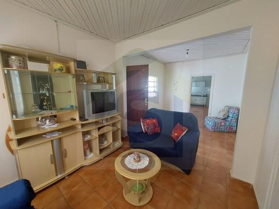 Casa à venda com 3 quartos, 74m² - Foto 3