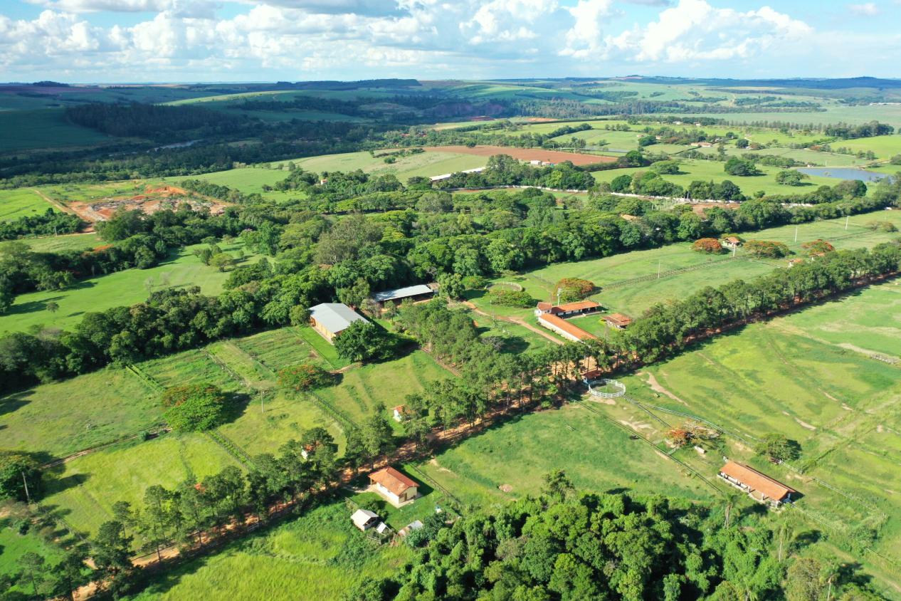 Fazenda à venda com 3 quartos, 798600m² - Foto 1