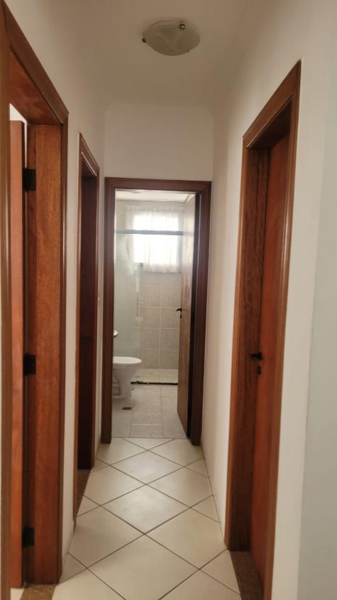 Apartamento para alugar com 3 quartos, 110m² - Foto 23