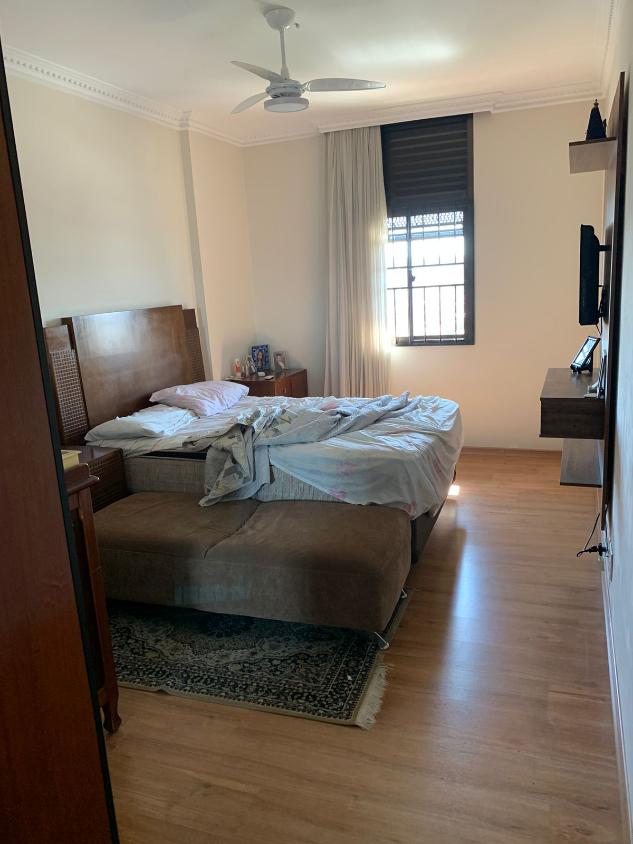 Apartamento à venda com 4 quartos, 151m² - Foto 21