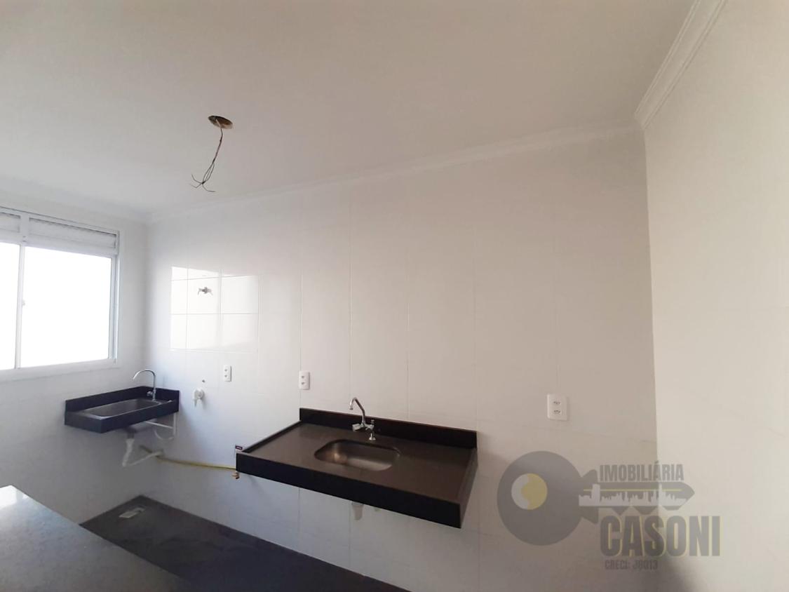 Apartamento à venda com 2 quartos, 46m² - Foto 2