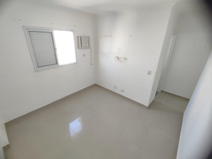 Apartamento à venda com 2 quartos, 63m² - Foto 4