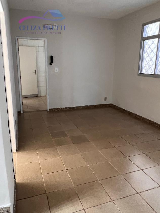 Casa à venda com 5 quartos, 260m² - Foto 11