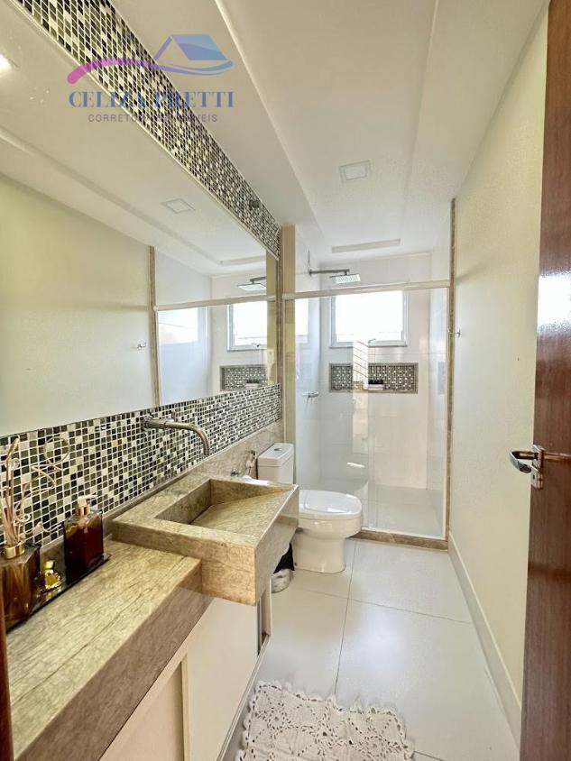 Casa à venda com 5 quartos, 320m² - Foto 18