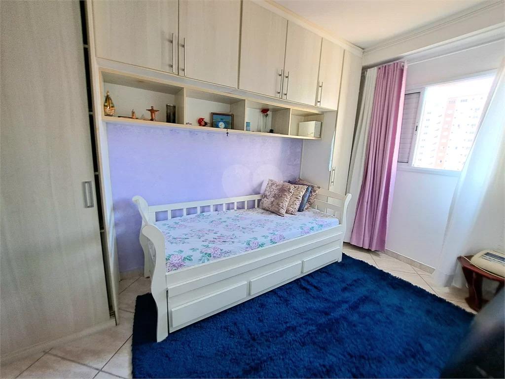 Apartamento à venda com 2 quartos, 75m² - Foto 14