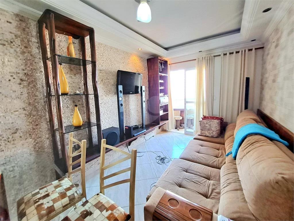 Apartamento à venda com 2 quartos, 75m² - Foto 8