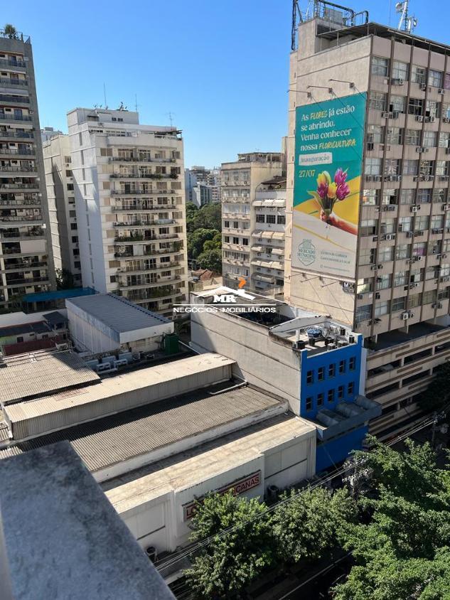 Apartamento à venda com 3 quartos, 115m² - Foto 14