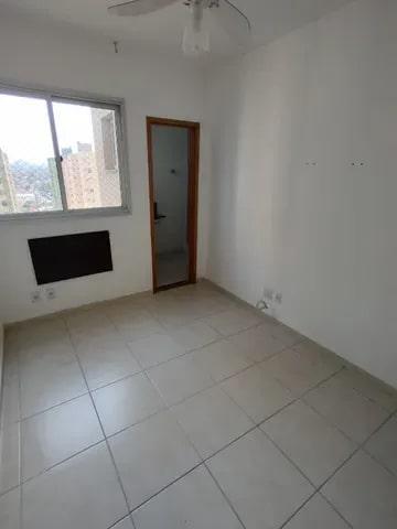 Apartamento à venda com 2 quartos, 62m² - Foto 8