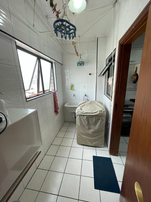 Apartamento à venda com 3 quartos, 120m² - Foto 17