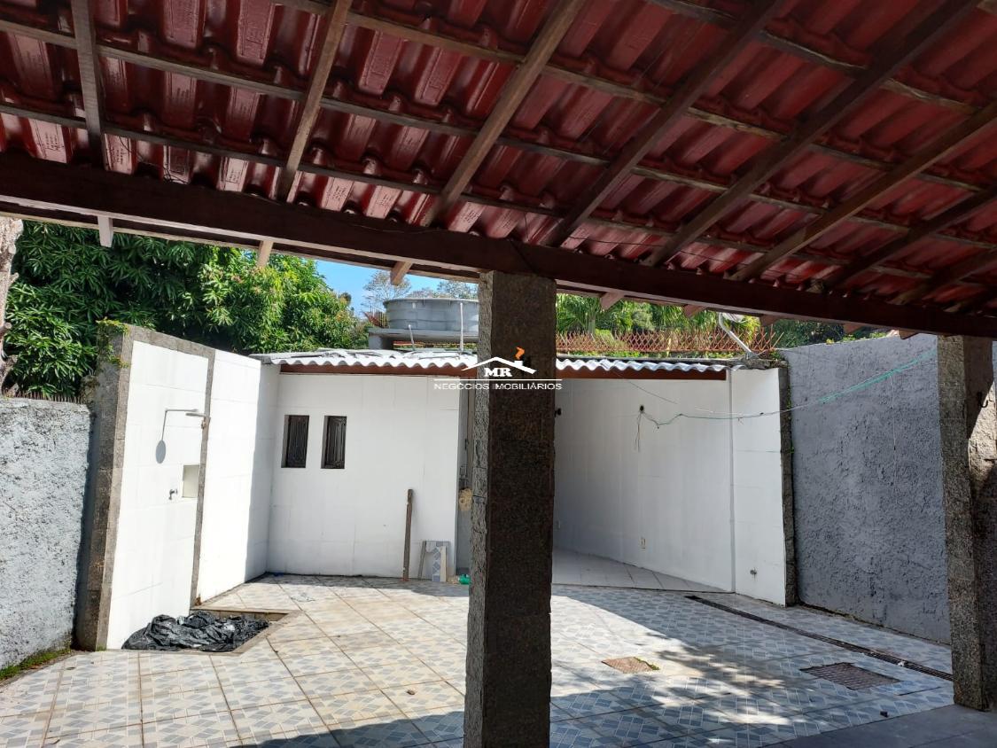 Casa à venda com 4 quartos, 200m² - Foto 21