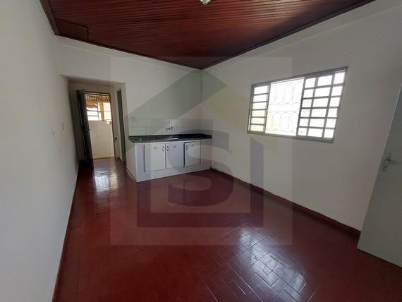 Casa para alugar com 1 quarto, 88m² - Foto 3