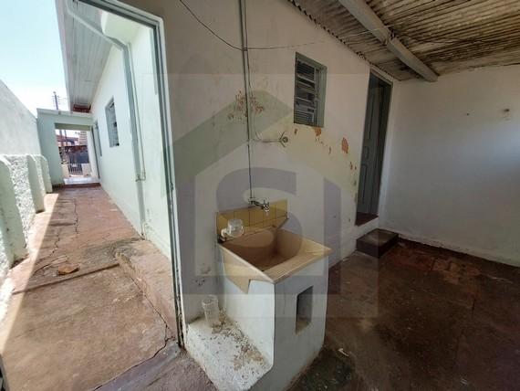 Casa para alugar com 1 quarto, 88m² - Foto 10