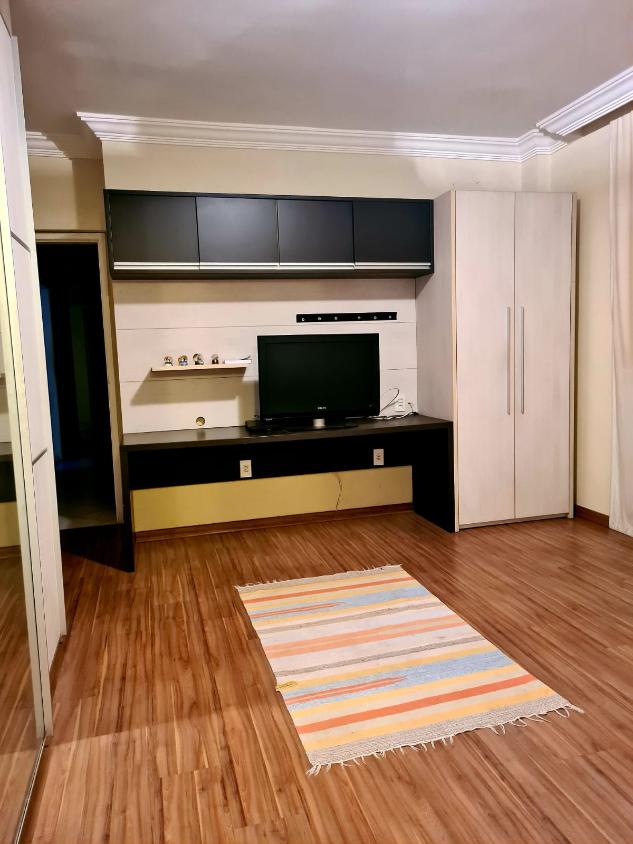 Apartamento à venda com 4 quartos - Foto 4