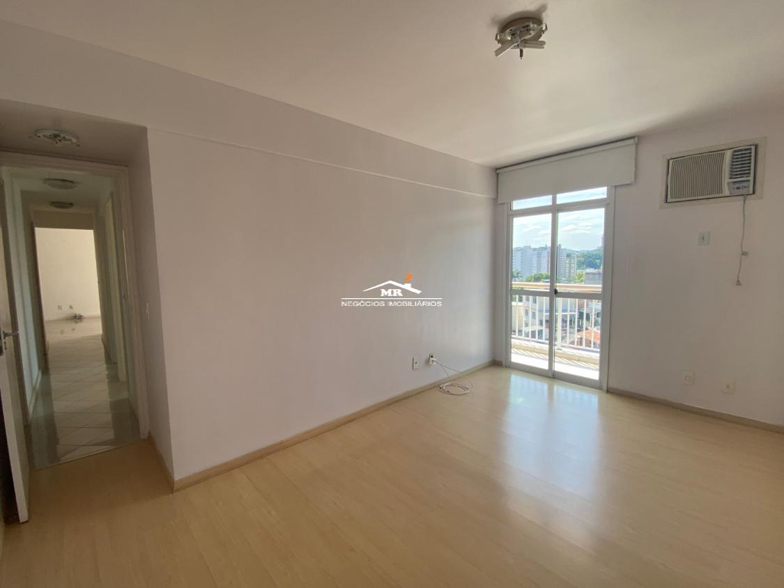 Apartamento à venda com 3 quartos, 115m² - Foto 4