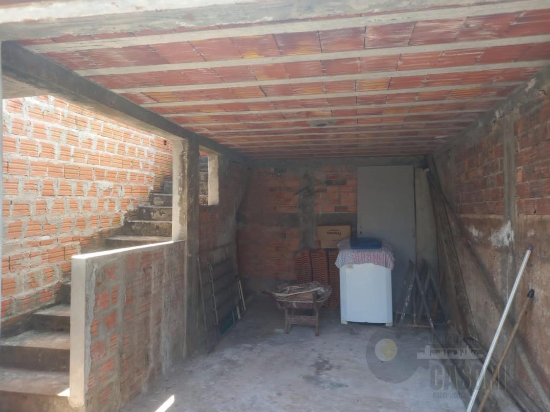 Casa à venda com 2 quartos, 160m² - Foto 2