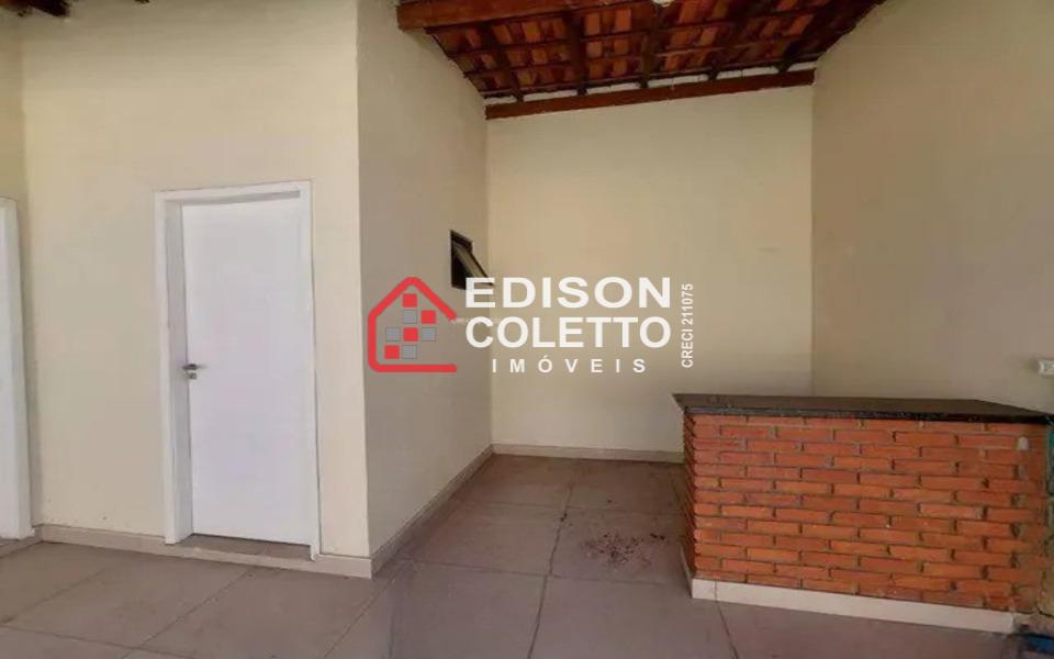 Casa à venda com 2 quartos, 93m² - Foto 8