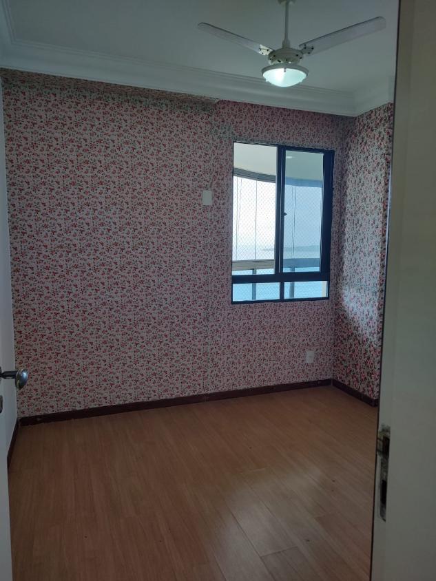 Apartamento à venda com 3 quartos, 140m² - Foto 3