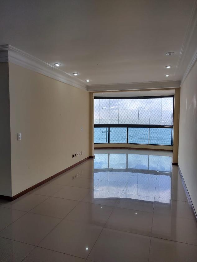 Apartamento à venda com 3 quartos, 140m² - Foto 5