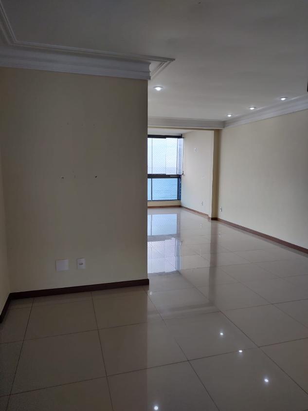 Apartamento à venda com 3 quartos, 140m² - Foto 7