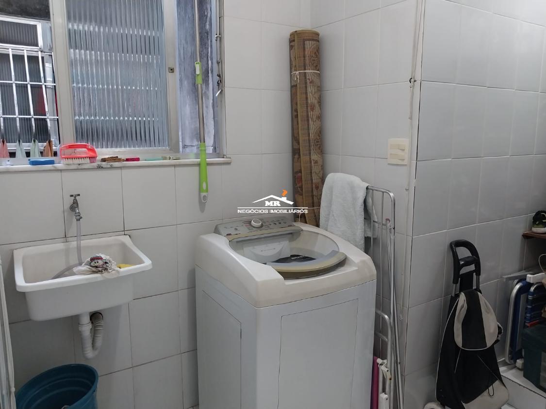 Apartamento à venda com 3 quartos, 134m² - Foto 19