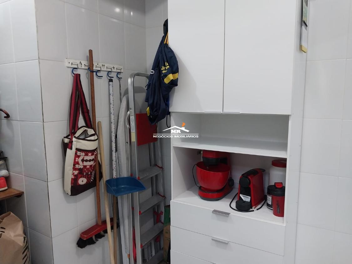 Apartamento à venda com 3 quartos, 134m² - Foto 17