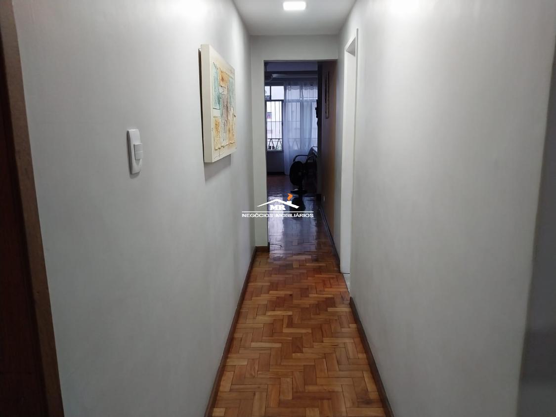 Apartamento à venda com 3 quartos, 134m² - Foto 4