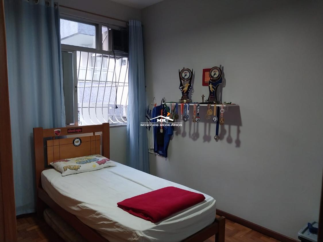 Apartamento à venda com 3 quartos, 134m² - Foto 11