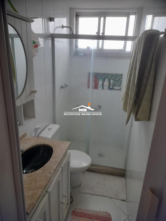 Apartamento à venda com 2 quartos, 60m² - Foto 10