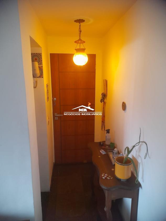 Apartamento à venda com 2 quartos, 60m² - Foto 5